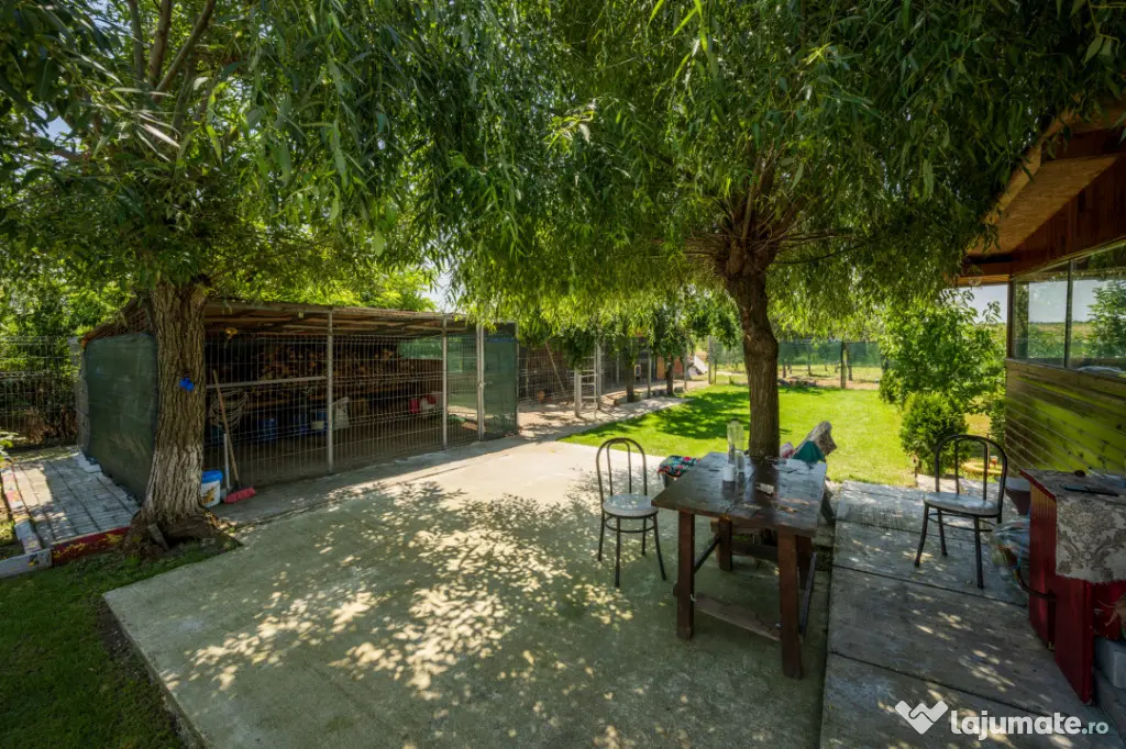 RACARI - DAMBOVITA, CASA PE PARTER 85 MP, LOT 2200 MP!