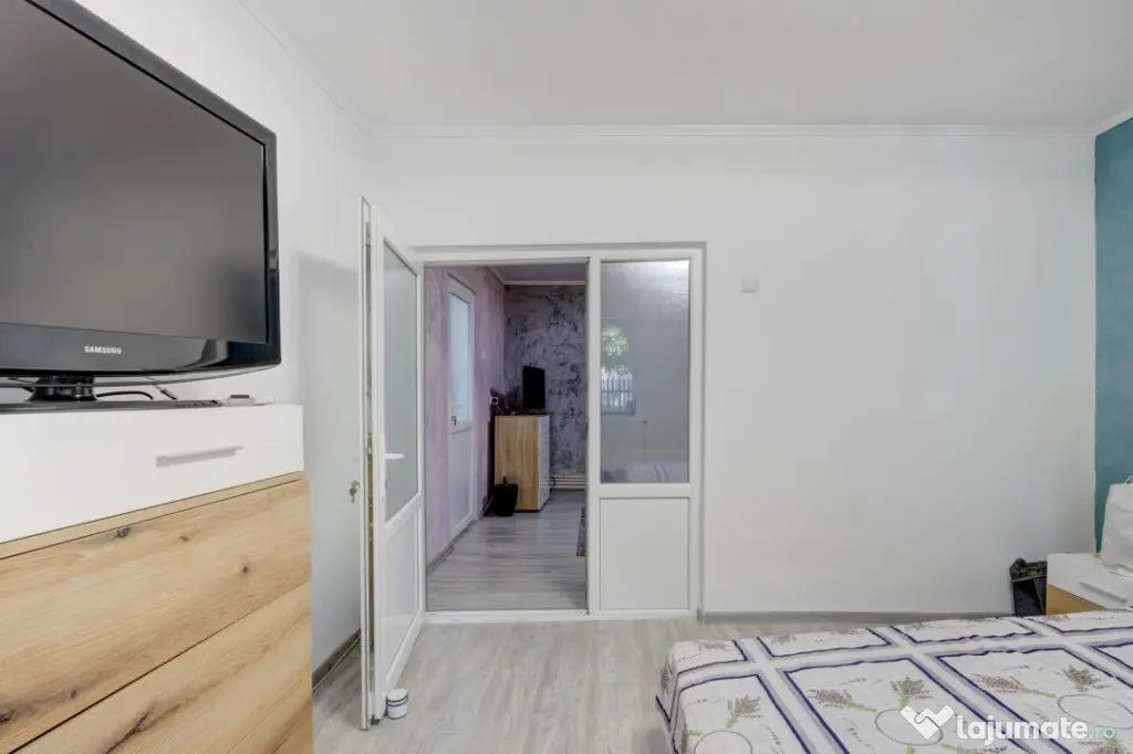 RACARI - DAMBOVITA, CASA PE PARTER 85 MP, LOT 2200 MP!