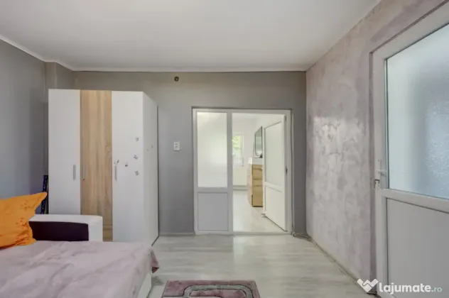 RACARI - DAMBOVITA, CASA PE PARTER 85 MP, LOT 2200 MP!