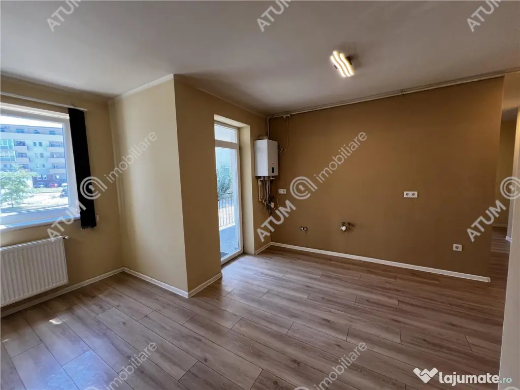 Spatiu comercial de 2 camere cu 2 bai 3 locuri de parcare zo