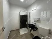 Spatiu comercial de 2 camere cu 2 bai 3 locuri de parcare zo