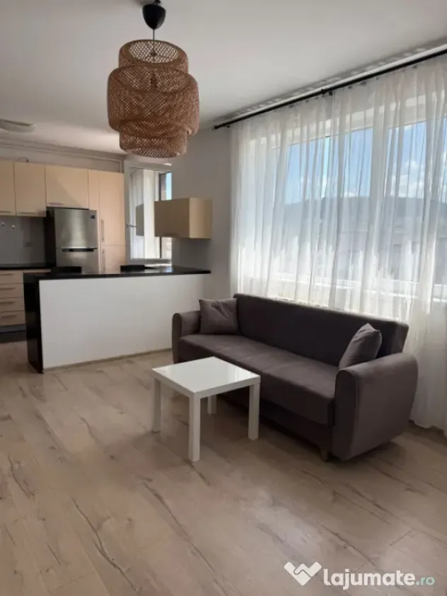 Apartament 2 camere 54 mp si balcon 4 mp in Floresti zona St