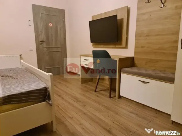 Vila P+1E, 7 camere, curte amenajata - zona Mall, George Cosbuc, 2750 E - Galati (Galati)