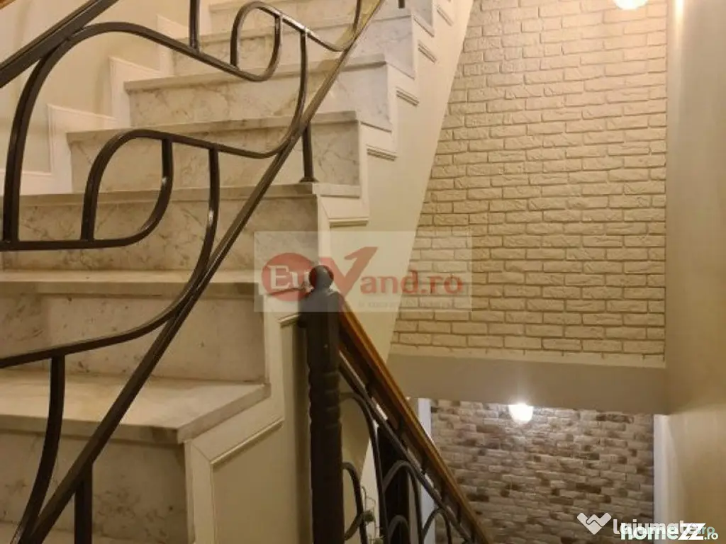Vila P+1E, 7 camere, curte amenajata - zona Mall, George Cosbuc, 2750 E - Galati (Galati)
