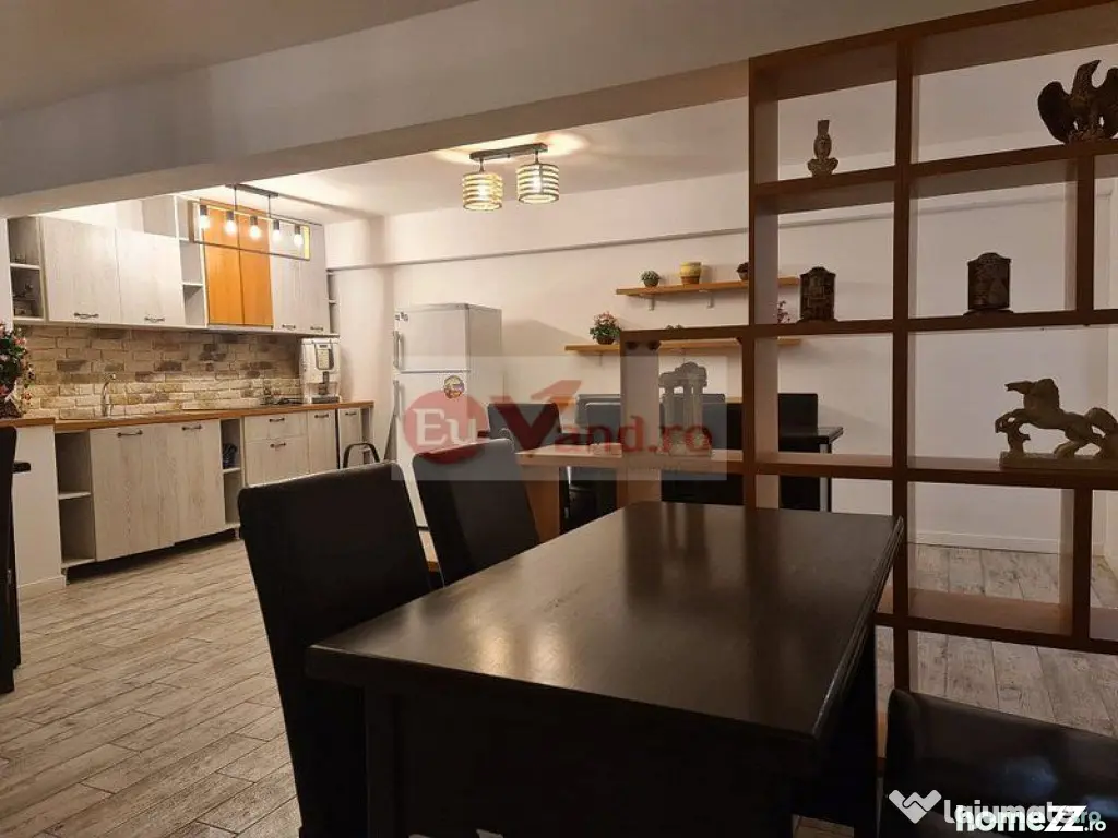 Vila P+1E, 7 camere, curte amenajata - zona Mall, George Cosbuc, 2750 E - Galati (Galati)