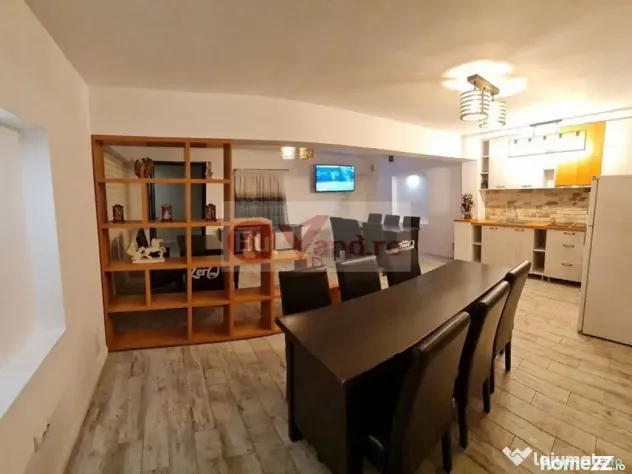 Vila P+1E, 7 camere, curte amenajata - zona Mall, George Cosbuc, 2750 E - Galati (Galati)