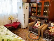 Casă tradițională cu teren de 950 mp și anexe, Zau de C? 