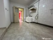 Apartament 3 camere dec 2 băi etajul 3 central Gaesti