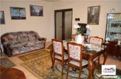 Casa si Spatiu Comercial de Zona Semicentrala