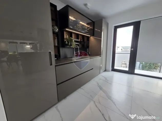Casă modernă cu 7 camere | Focșani Est | Lux și confort