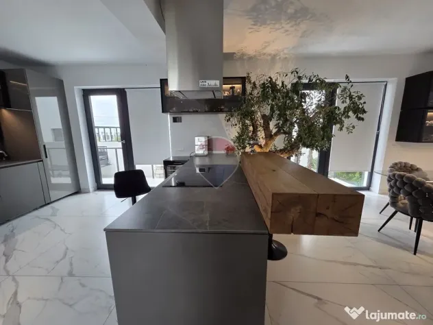 Casă modernă cu 7 camere | Focșani Est | Lux și confort