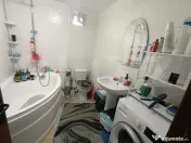 Casă din cărămidă cu teren generos de 4.717 mp | Dealu, 