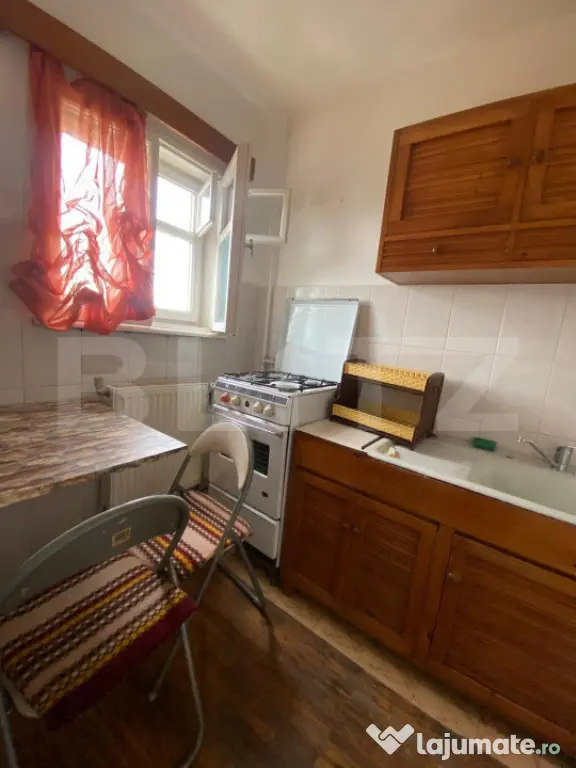 Garsoniera, decomandat cu balcon, zona strazii Cojocnei