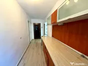 Vitan mall etaj 3 din 4 vlaicu voda 