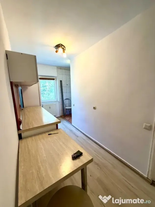 Vitan mall etaj 3 din 4 vlaicu voda