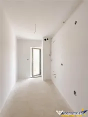Decomandat, etaj2, bloc nou, 67 mp, 2 balcoane, parcare prop 