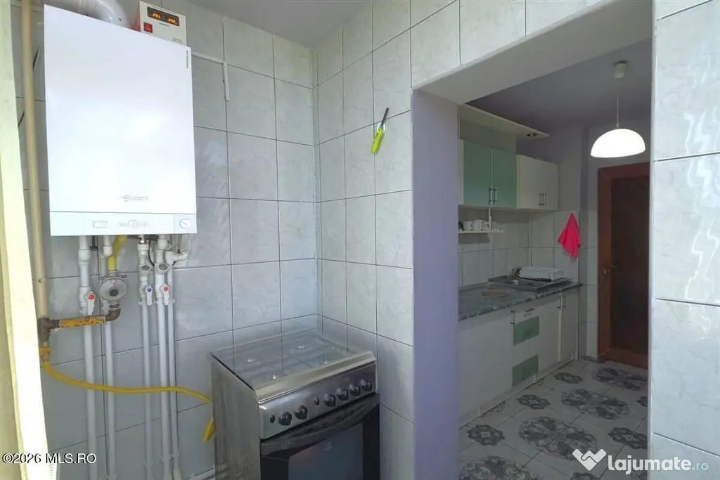 Far - Parc, 2 camere decomandate, 2 balcoane, 56 mp, cent...