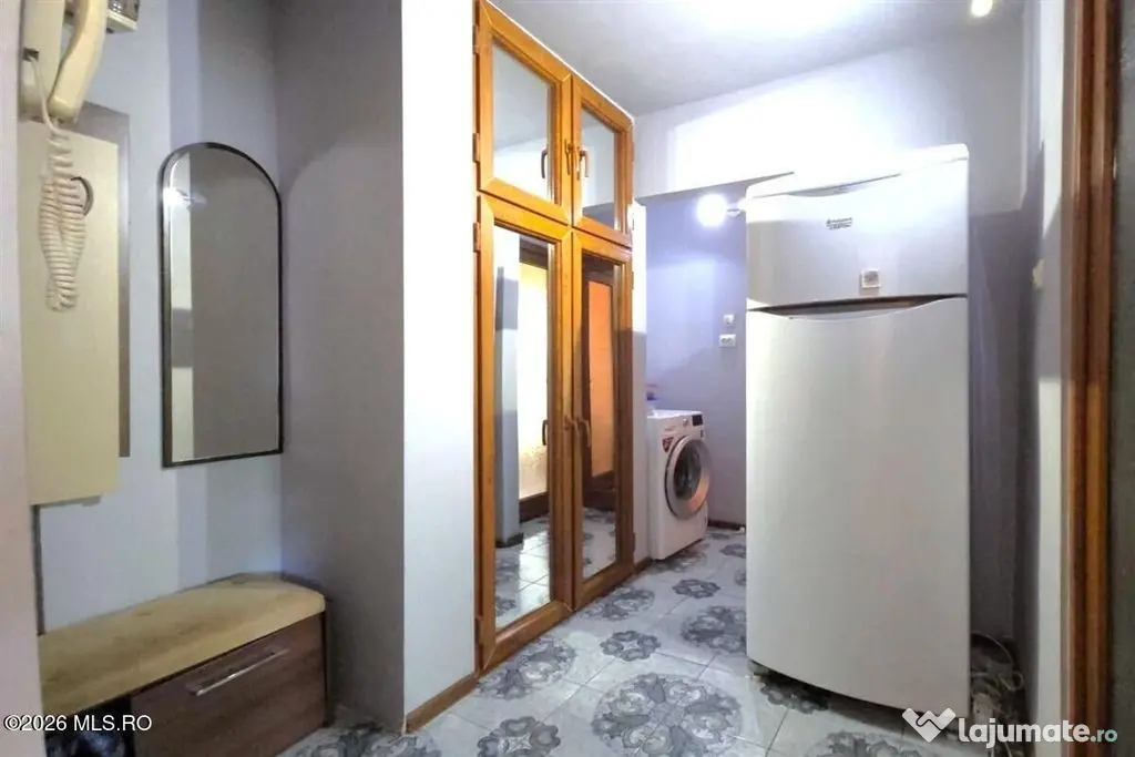Far - Parc, 2 camere decomandate, 2 balcoane, 56 mp, cent...