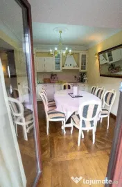 Vand apartament 4 camere la baza Partiei Clabucet - Predeal 