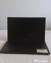 Laptop Asus Vivobook R1500E