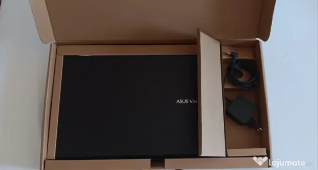 Laptop Asus Vivobook R1500E