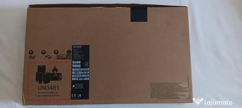 Laptop Asus Vivobook R1500E