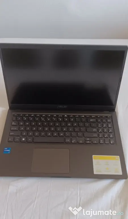 Laptop Asus Vivobook R1500E