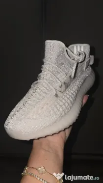 snekers Yezzy 350
