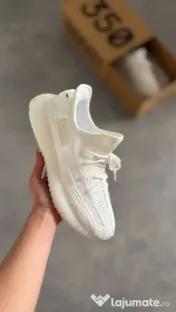 snekers Yezzy 350 
