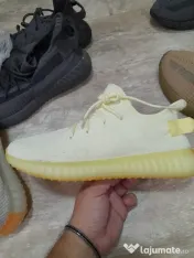 snekers Yezzy 350 