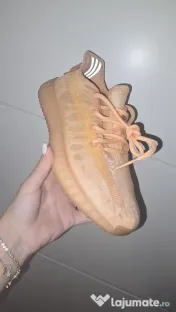 snekers Yezzy 350 