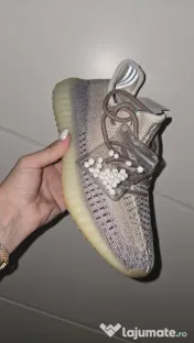 snekers Yezzy 350 
