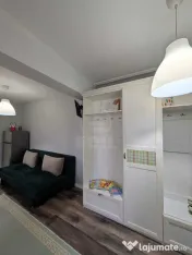 Inchiriere Apartament 3 camere semidecomandat, 60 mp,Eroilor 
