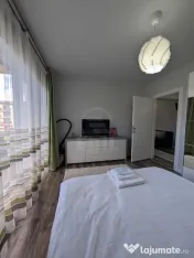 Inchiriere Apartament 3 camere semidecomandat, 60 mp,Eroilor 