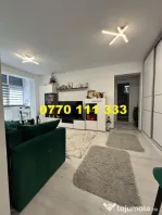 - Renovat in totalitate! Ap. 2 camere, C. Galati, et.3. Doua