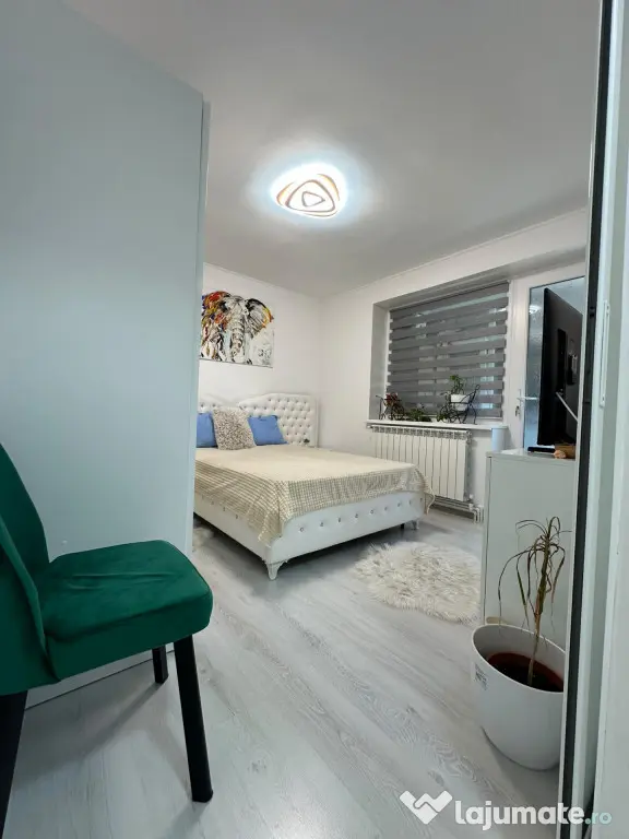 - Renovat in totalitate! Ap. 2 camere, C. Galati, et.3. Doua