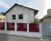 Hală 87,50mp și anexă locuibila de 60mp, zona Centrală-