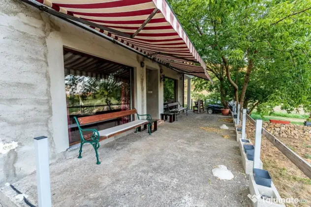 ???????? Toscana de lângă Arad | Vilă cu 12.000 mp