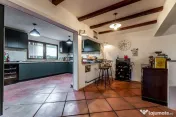???????? Toscana de lângă Arad | Vilă cu 12.000 mp 
