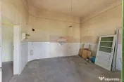 Apartament spațios la casă, 234 mp utili, ultracentral ...