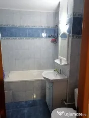 - Etaj 2 - Apartament 2 camere, confort 1 zona Vidin. Mobila 
