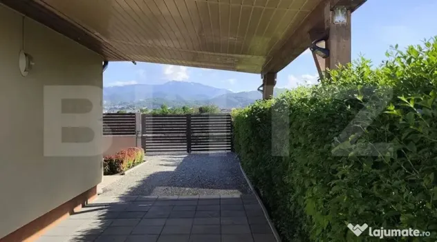 Casă complet mobilată, priveliște spectaculoasă spre Ciu