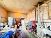 Casa traditionala, cu 709 mp teren intravilan zona apreciabi 