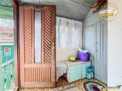 Casa traditionala, cu 709 mp teren intravilan zona apreciabi 