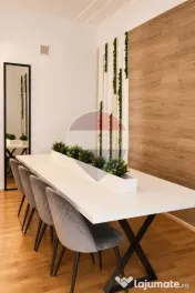 Berzei | Vilă 6 camere | Zonă ultracentrală | Curte pr...