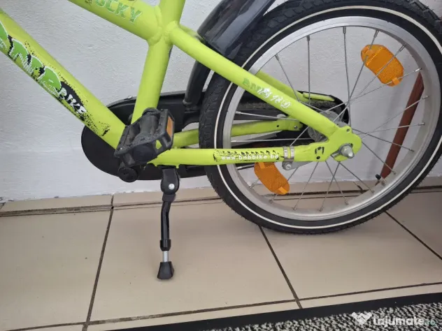 Bicicleta BNB Rocky cu roți de 18 inch