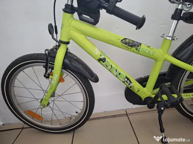 Bicicleta BNB Rocky cu roți de 18 inch
