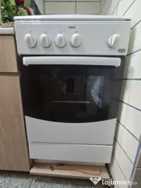 Aragaz zanussi pe gaz