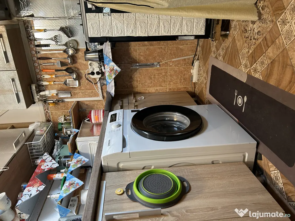 Vând apartament 2 camere Tomis Nord