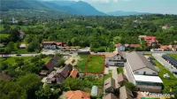 FILM!Punct de atractie:intravilan in vecinatatea Castelului